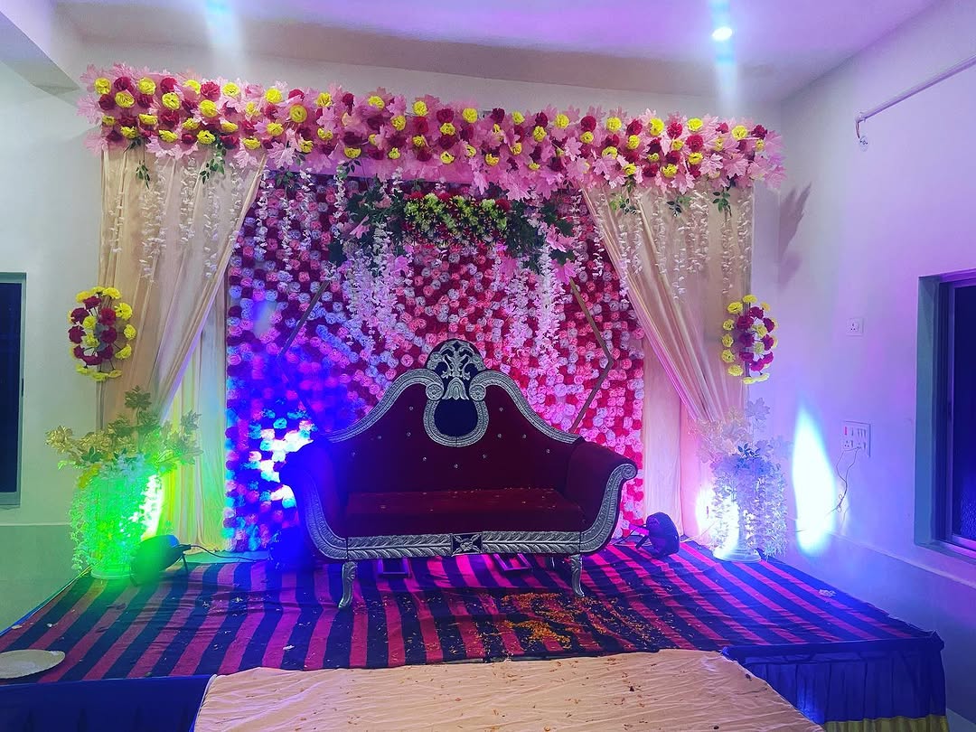 Event Space with Elegant Arrangements